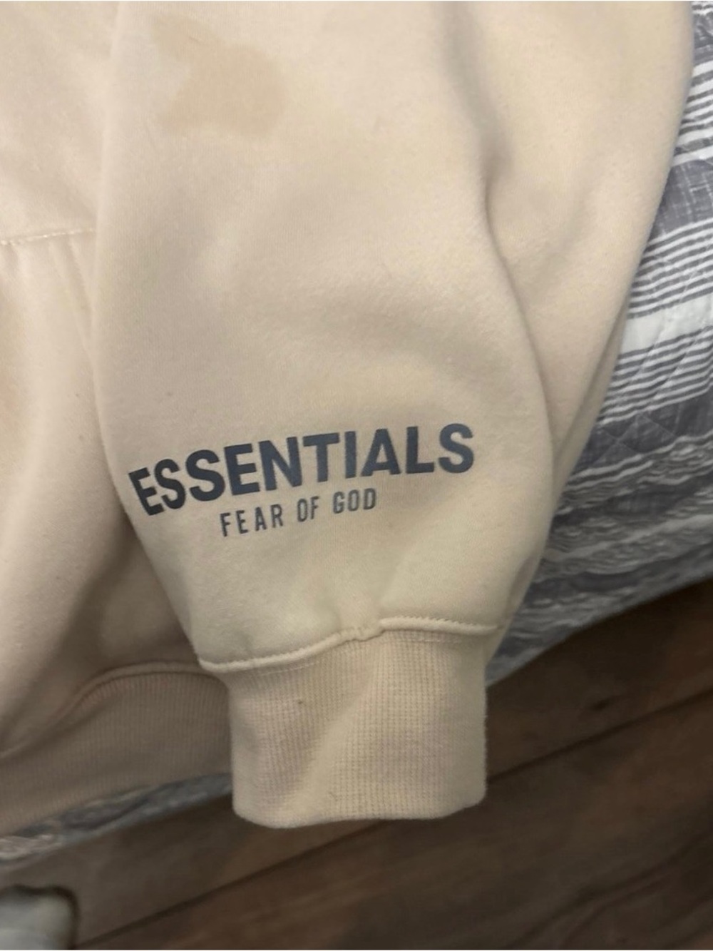 ESSENTIALS Fear of God Tan Pullover Hoodie - Picture 2 of 3